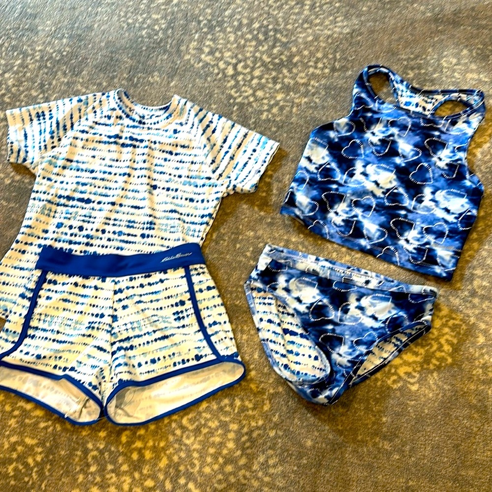 EDDIE BAUER 4 PIECE SET REVERSIBLE KIDS SIZE S 7/8 NWOT - Picture 2 of 13